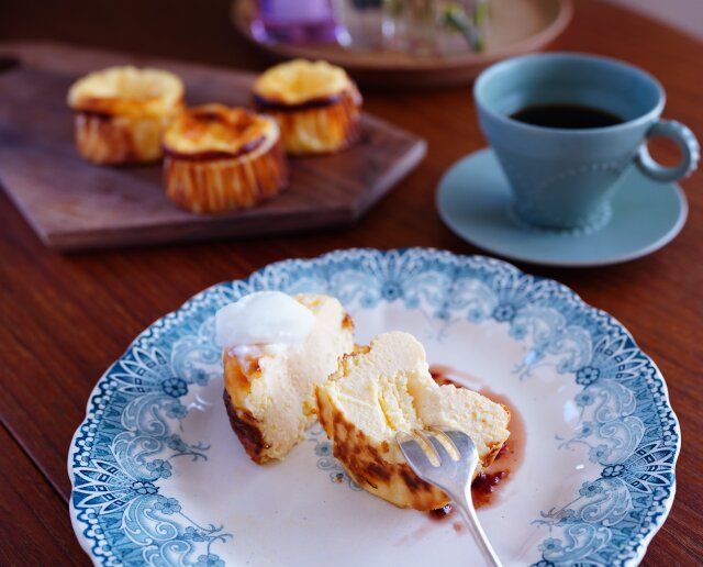 マフィン型バスク風チーズケーキの完成