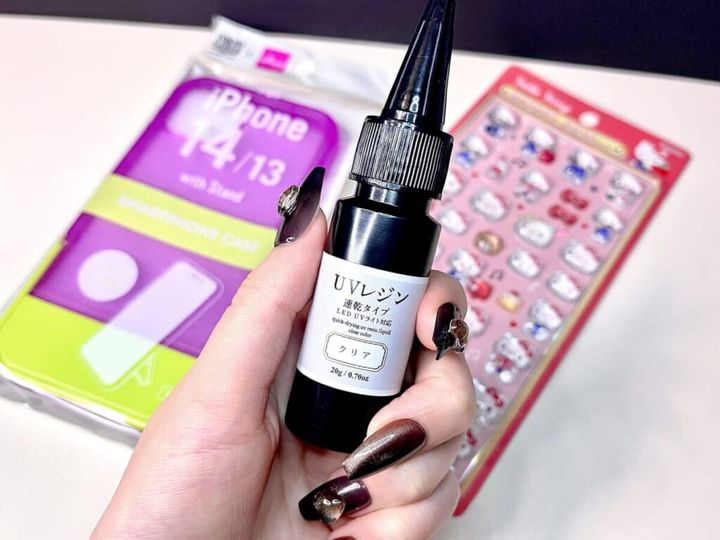 サンスター文具 ボンボンドロップシール ダイソー スマホケース 作り方 ハンドメイド UVレジン クリア 速乾タイプ カシオペアの煌き