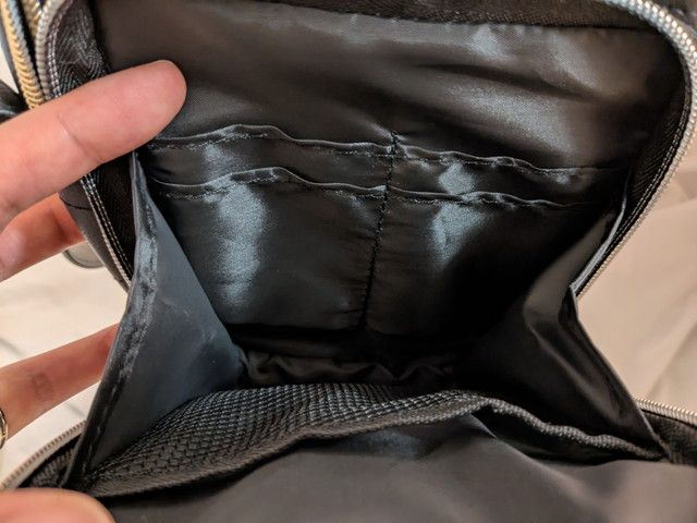 エゴイストショルダーバッグ開いたところ