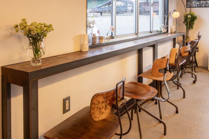 群馬県桐生の工場をリノベーション♪ スペシャルティコーヒーが味わえる自家焙煎珈琲の名店「itoya coffee factory」へ