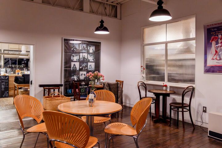 群馬県桐生の工場をリノベーション♪ スペシャルティコーヒーが味わえる自家焙煎珈琲の名店「itoya coffee factory」へ