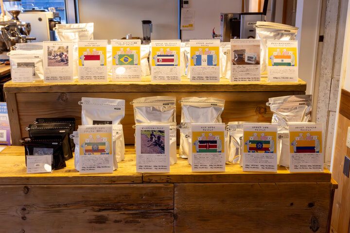 群馬県桐生の工場をリノベーション♪ スペシャルティコーヒーが味わえる自家焙煎珈琲の名店「itoya coffee factory」へ