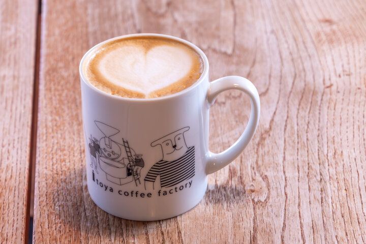 群馬県桐生の工場をリノベーション♪ スペシャルティコーヒーが味わえる自家焙煎珈琲の名店「itoya coffee factory」へ