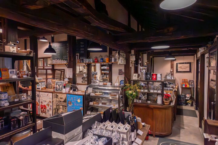 群馬県桐生の工場をリノベーション♪ スペシャルティコーヒーが味わえる自家焙煎珈琲の名店「itoya coffee factory」へ