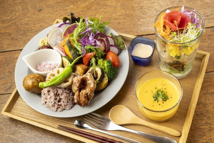 「Veganブッダグラスプレート」2000円