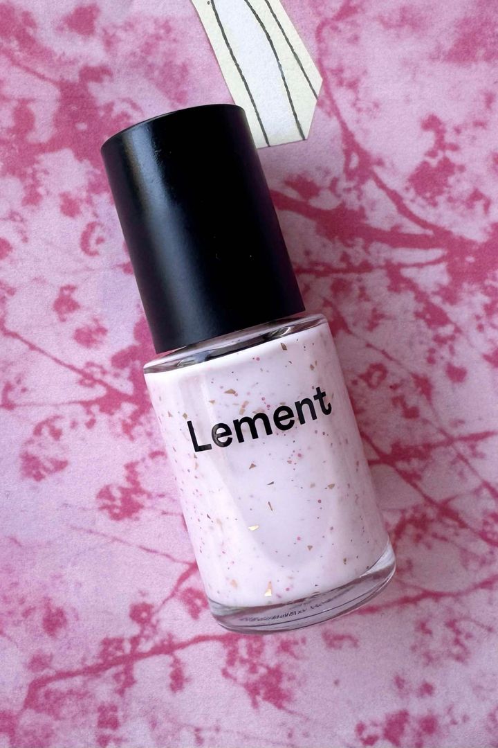 2025春ネイルトレンド◇ この春買い足したい注目の韓国ネイルカラー【ささやかですてきなもの 大谷有紀 vol.225】