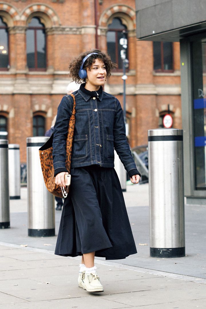 デニムのコーデをワンランクアップ！オシャレな着こなし9選