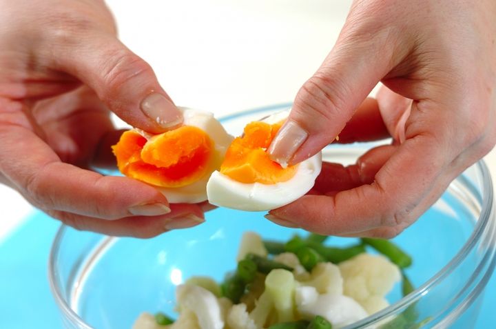 カリフラワーとインゲンのサラダの作り方2