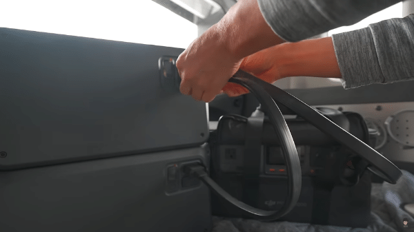 車中泊で快適に使える！ファミキャンに便利な大容量ポータブル電源が優秀すぎる！