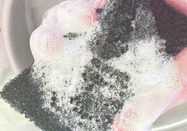 ダイソーの泡立ちの良いネットクリーナー（2個）5