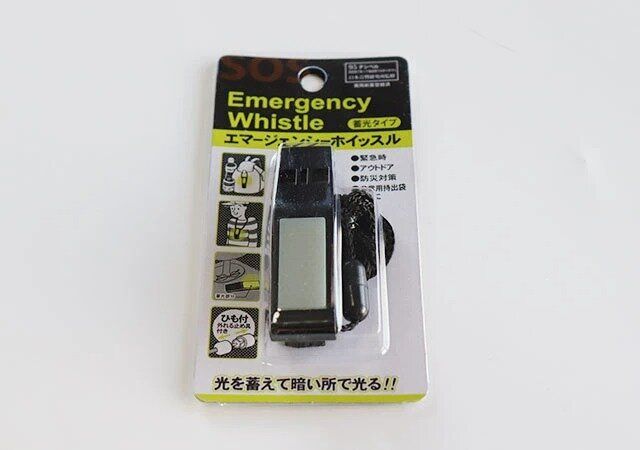 ダイソー エマージェンシーホイッスル パッケージ