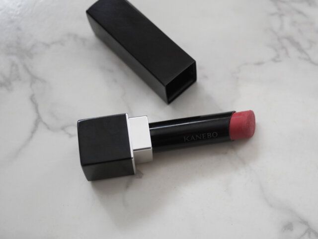 KANEBO「ルージュスターブリーズ」B102 Blissful Breath