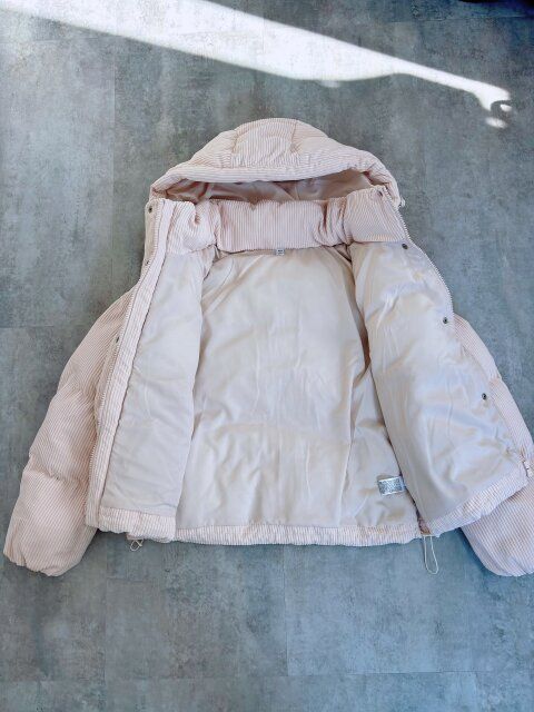 GU ヒートパデッドコーデュロイブルゾン NATURAL 前部分を開いた状態