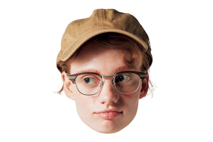 かけるだけで即オシャレ！コーデに合わせやすいセンスのいいメガネ