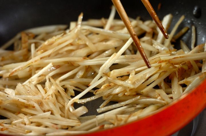 簡単ヘルシー！菊芋のキンピラの作り方1