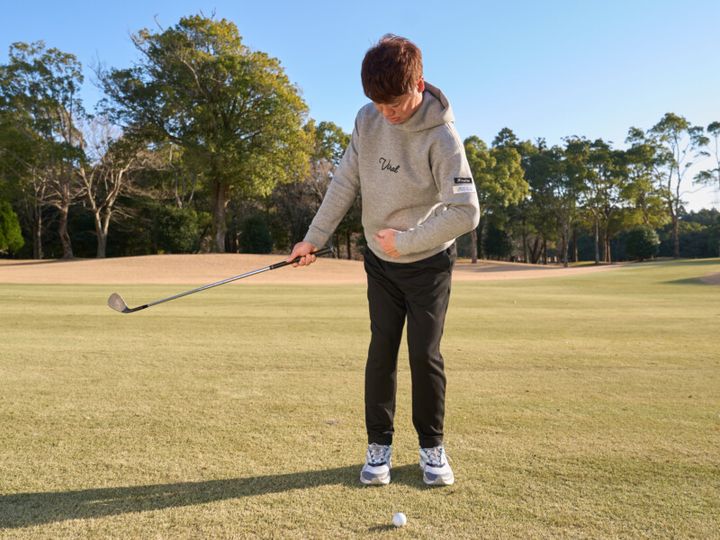 手首を使ったアプローチは“諸刃の刃”！ミスを防ぐ方法をプロが解説