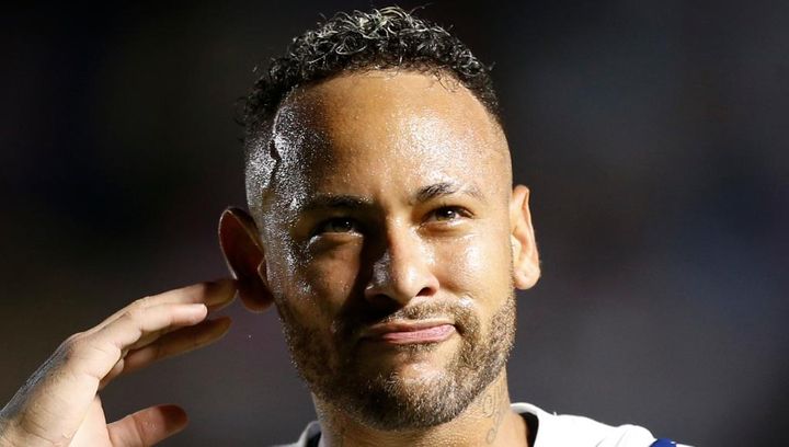 33歳ネイマール、コーナーキックに続きフリーキックでゴール！また『角度』がスゴい