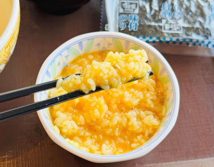 すき家おすすめモーニングメニュー「たまかけ朝食」