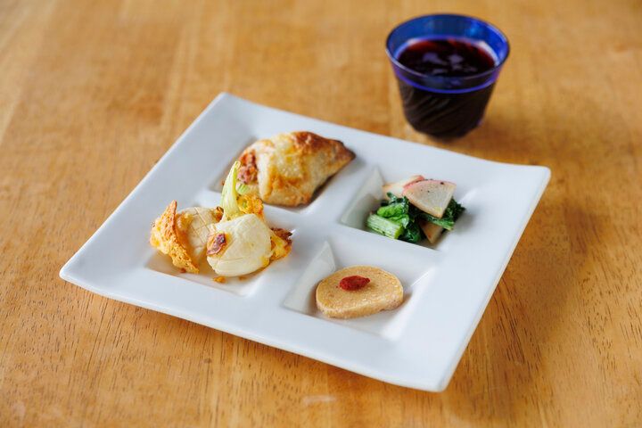 奈良の農家レストラン「清澄の里 粟」で、大和伝統野菜たっぷりのランチを♪