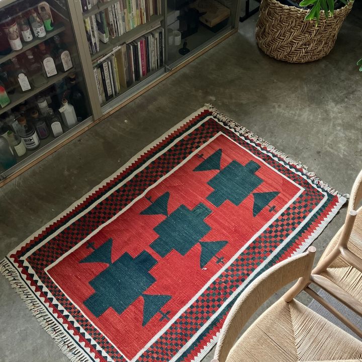 アンティークのキリム