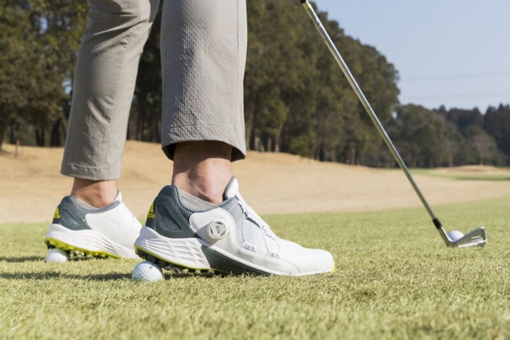 アイアンが一気に上達する秘けつを大公開！傾斜地でも上手く打つコツは？