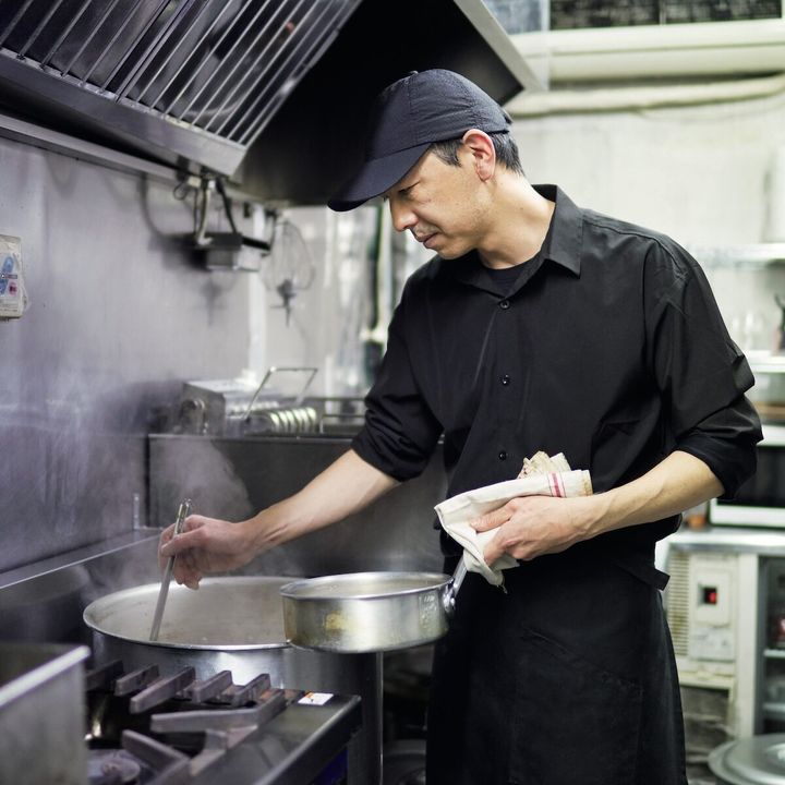 スパイス欧風カレーPAIKAJIの厨房