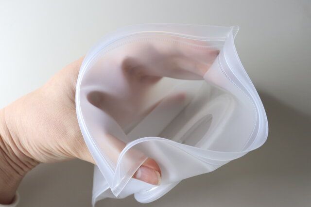 セリア フタ付きウェットシートケース クリア S 素材感