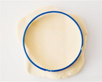 見て見て！ まるで本物！ 紙ねんどやチーズの箱のフタで作る「ホットケーキ」の作り方の画像4