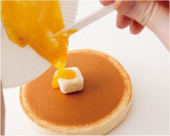 見て見て！ まるで本物！ 紙ねんどやチーズの箱のフタで作る「ホットケーキ」の作り方の画像7