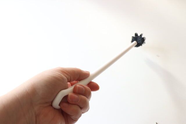 しなやかロングブラシ（ボトルの底がしっかり洗える） 耐久性の高い柄