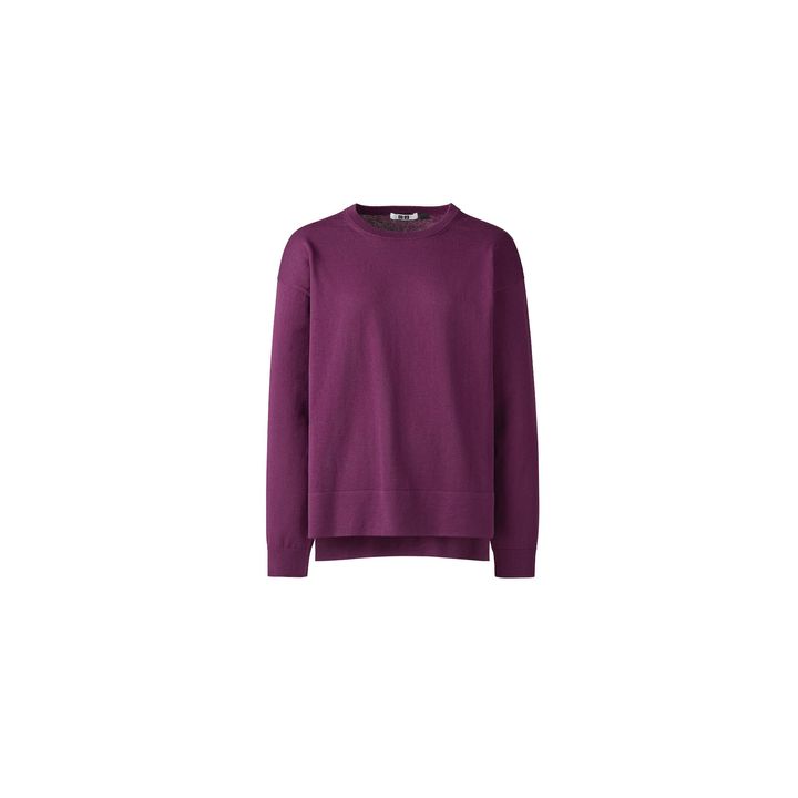 クルーネックセーター ¥3,990