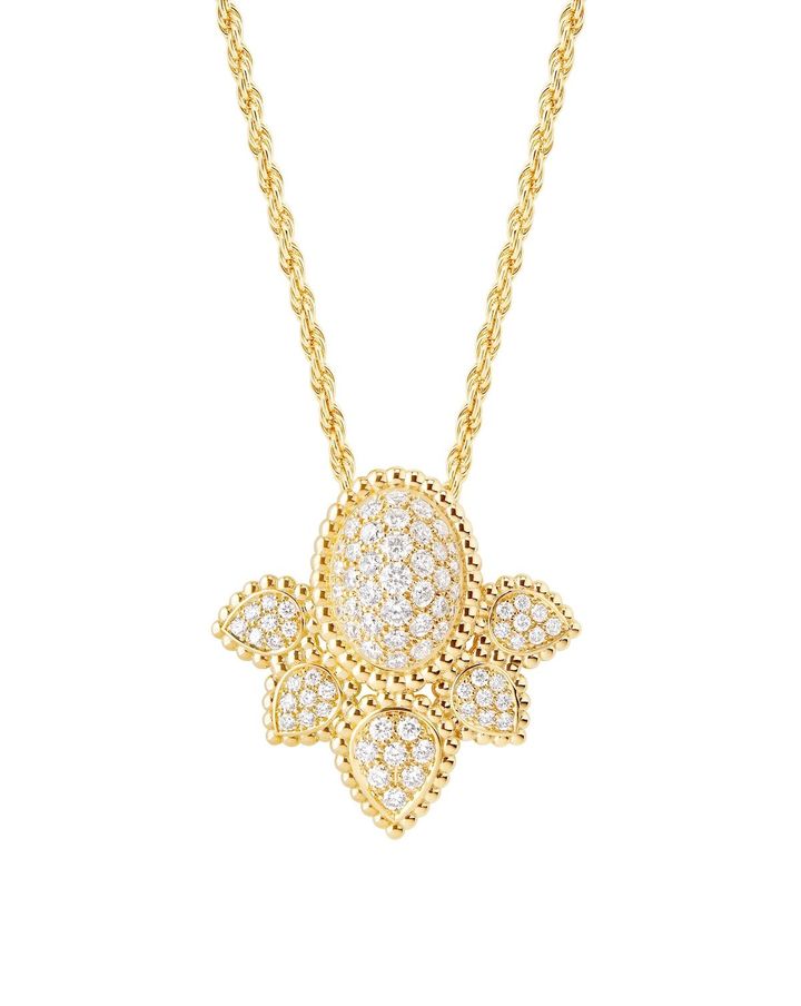 「セルパンボエム ヴィンテージ」ペンダント（YG×ダイヤモンド）￥1,452,000（予定価格）