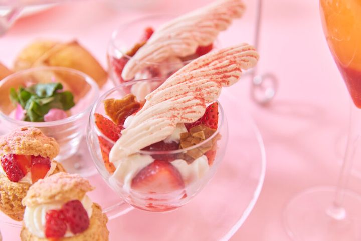 ブルー・ブリック・ティーセット～春色テラスのティータイム～ メニュー