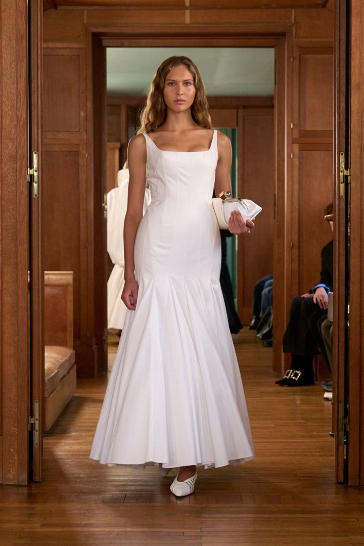 ジャックムス 2025年春夏コレクションより。