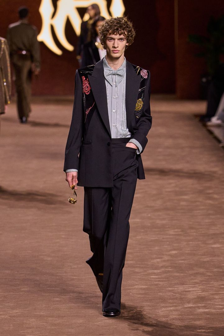 アミリ 2025-26年秋冬コレクションより。