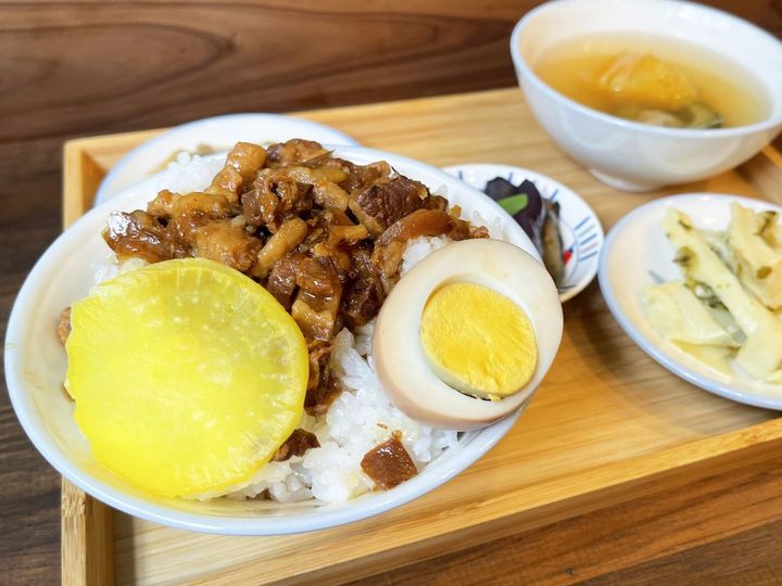 「魯肉飯定食（ルーロー飯定食）」1250円