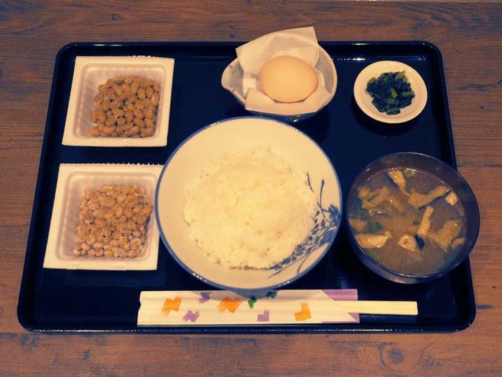 「納豆食べ放題定食」940円