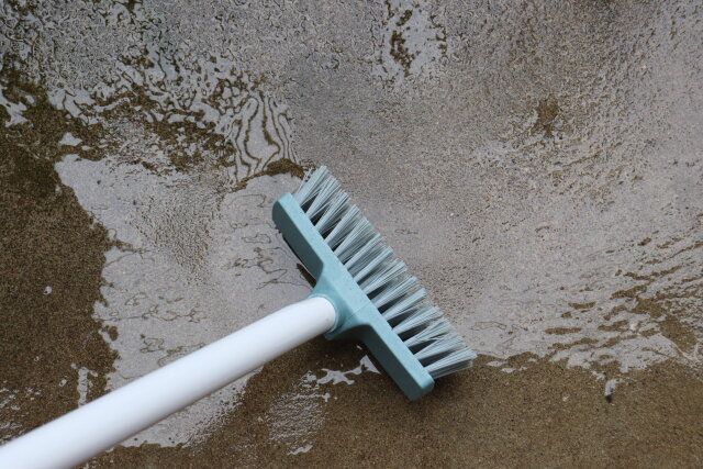 ワイパー付デッキブラシ スクレーパー