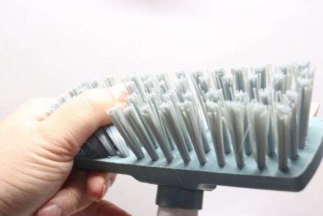 ワイパー付デッキブラシ 質感