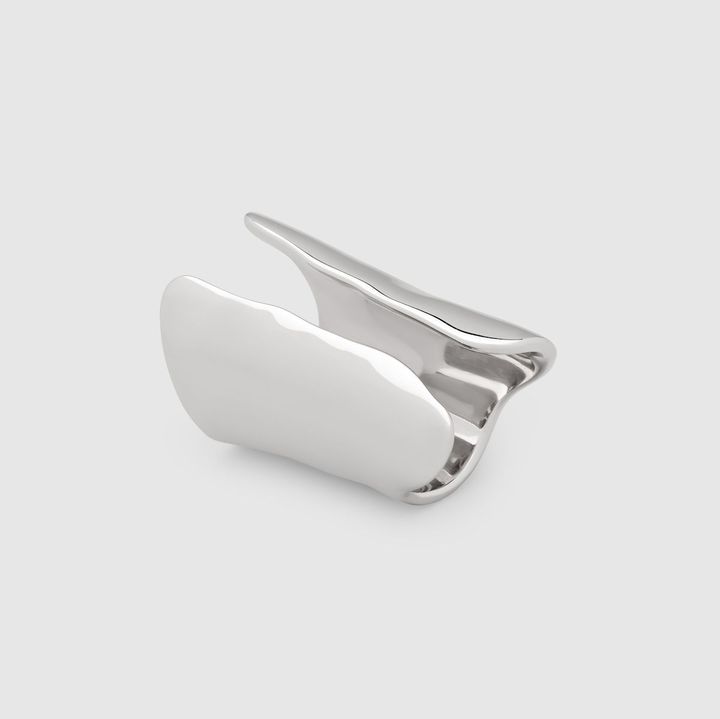 チユリング ¥ 53,100／TOM WOOD