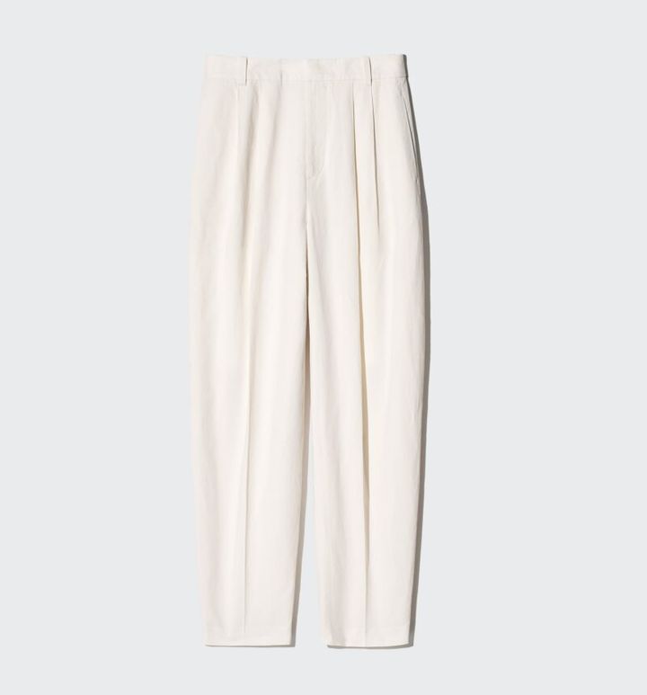 ユニクロ アンド コントワーデコトニエのバレルレッグパンツ