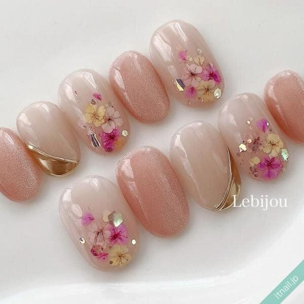 Le bijouが投稿したネイルデザイン [photoid:I0130611] via Itnail Design (747656)
