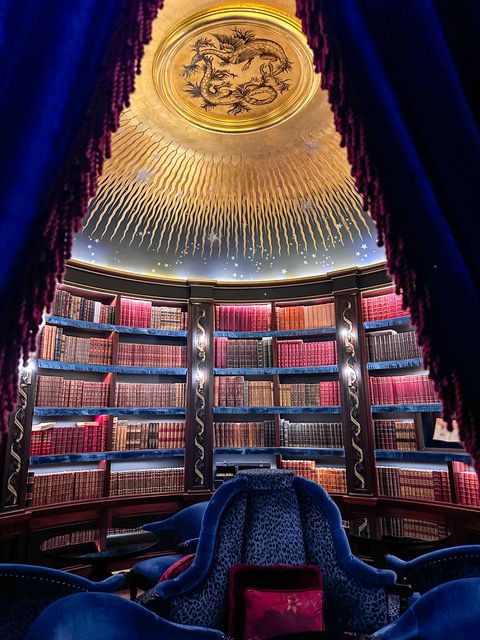 パリの５つ星ホテルで、優雅な朝食を【夢見るパリ】