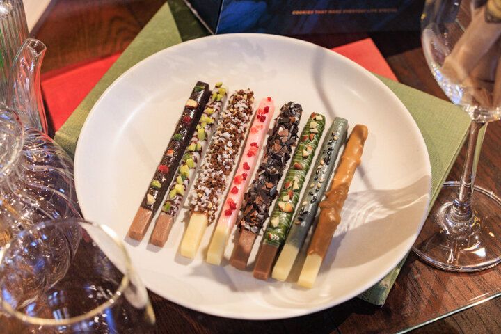 京都東山のカフェ「Hyde & Away 京都東山店」で、フレッシュフルーツが爽やかなタルトを♪