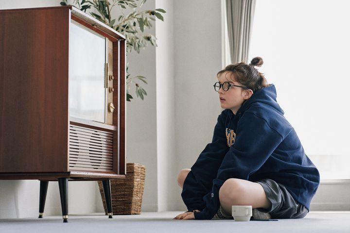 イエロー、ピンク、オレンジのカラフルなアイテムをどう取り入れる？