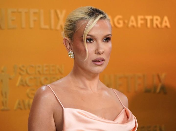 画像: ミリー・ボビー・ブラウンが容姿批判の的に