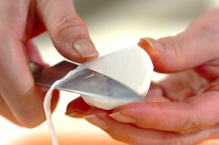 カブとエビのクリーム煮の下準備1