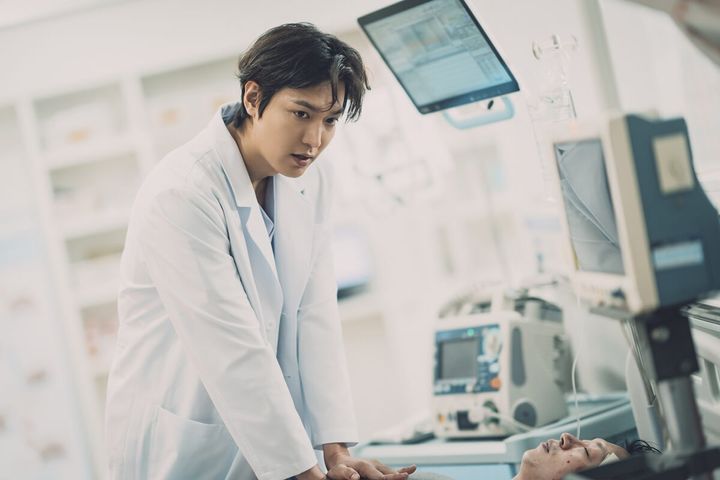 韓国ドラマ『星がウワサするから』