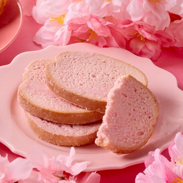 シャトレーゼのティータイムブレッド 春のさくらラスク