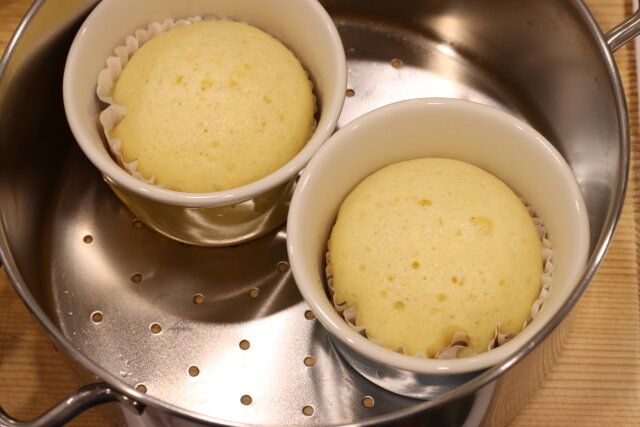 蒸し器 蒸しパン2つ